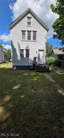 496 Rothrock Avenue Akron OH 44314