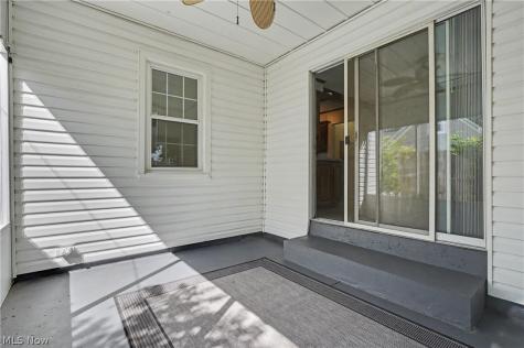 1711 Thornapple Avenue Akron OH 44301
