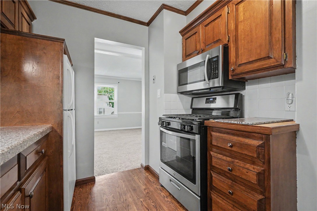 1711 Thornapple Avenue Akron OH 44301