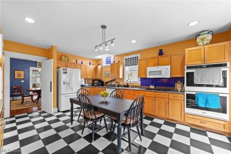 1483 E 105th Street Cleveland OH 44106
