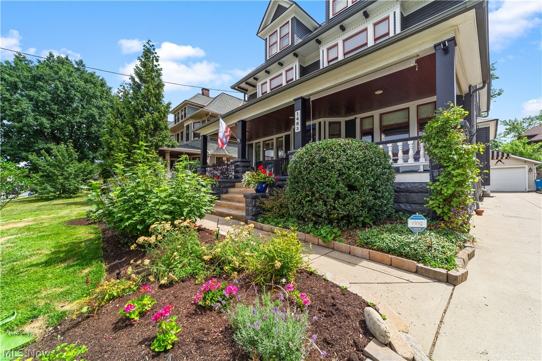1483 E 105th Street Cleveland OH 44106