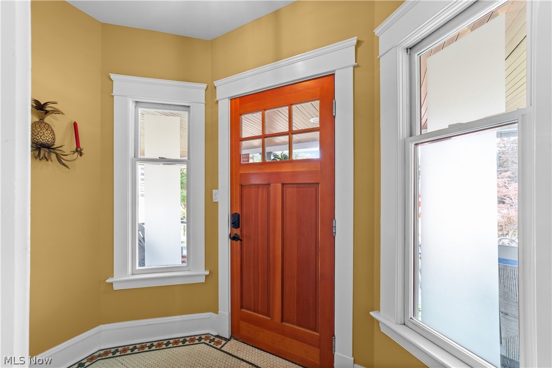 1483 E 105th Street Cleveland OH 44106