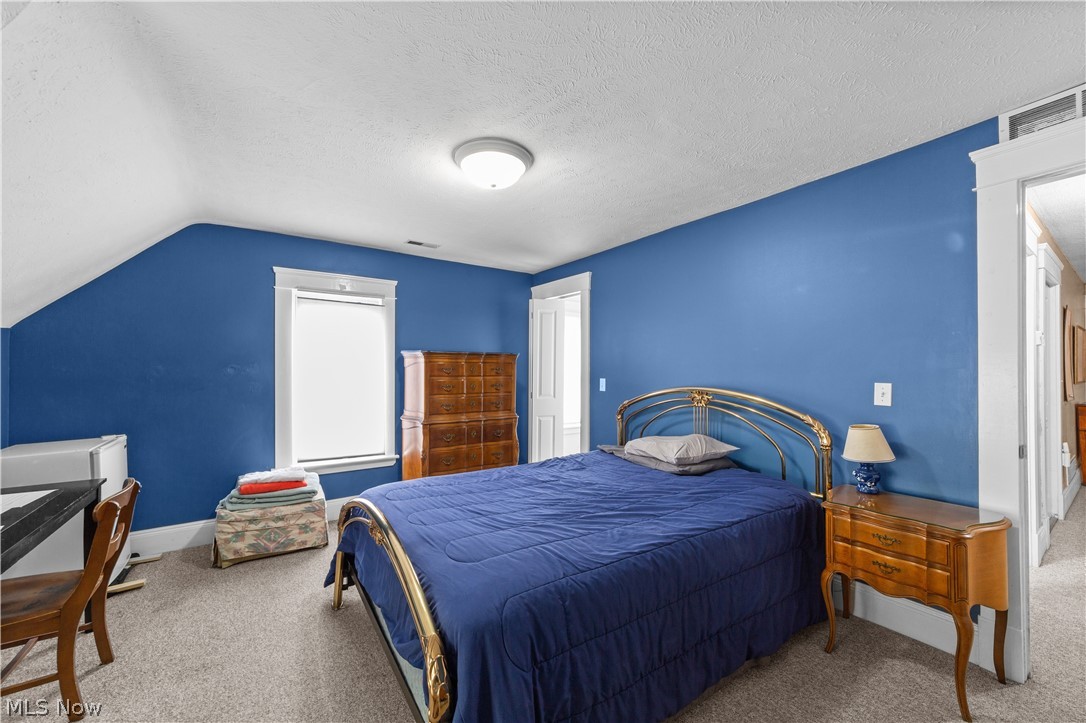 1483 E 105th Street Cleveland OH 44106