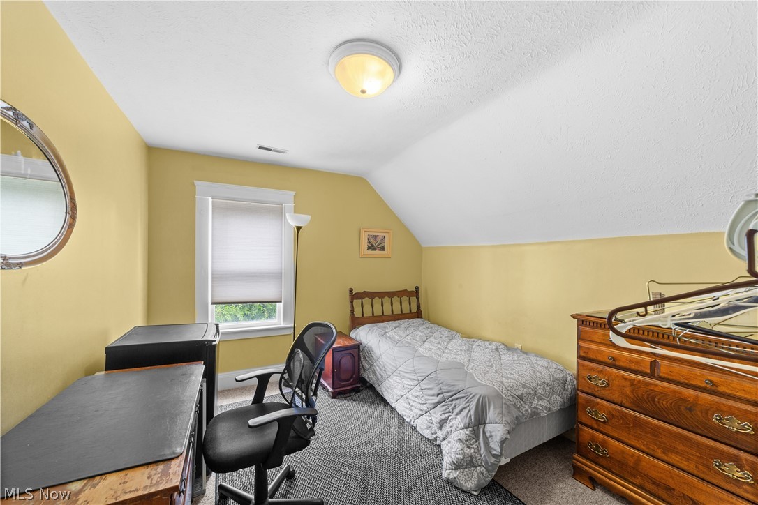 1483 E 105th Street Cleveland OH 44106
