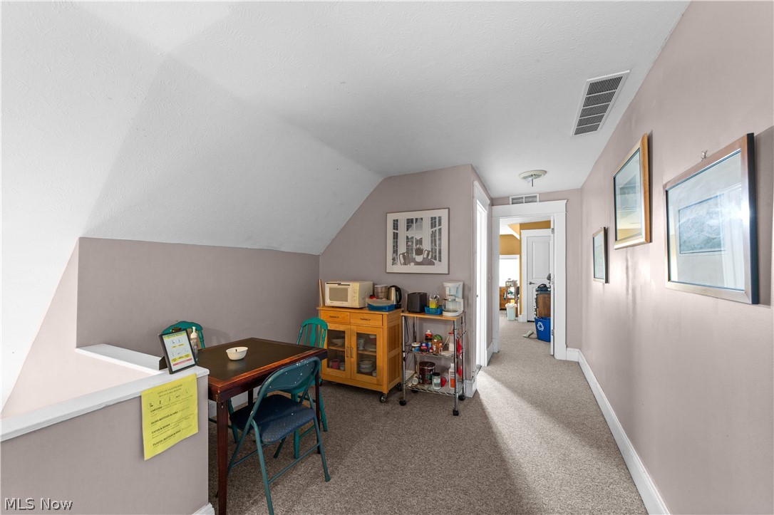 1483 E 105th Street Cleveland OH 44106