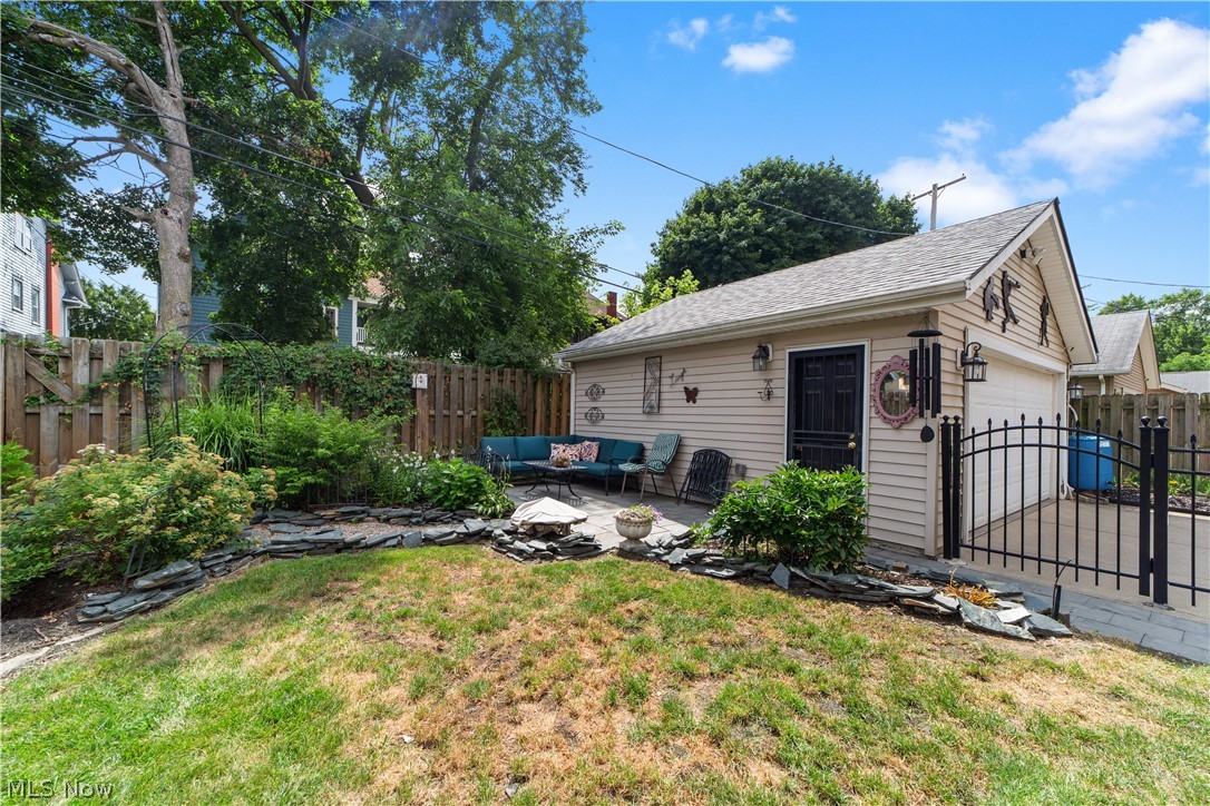 1483 E 105th Street Cleveland OH 44106