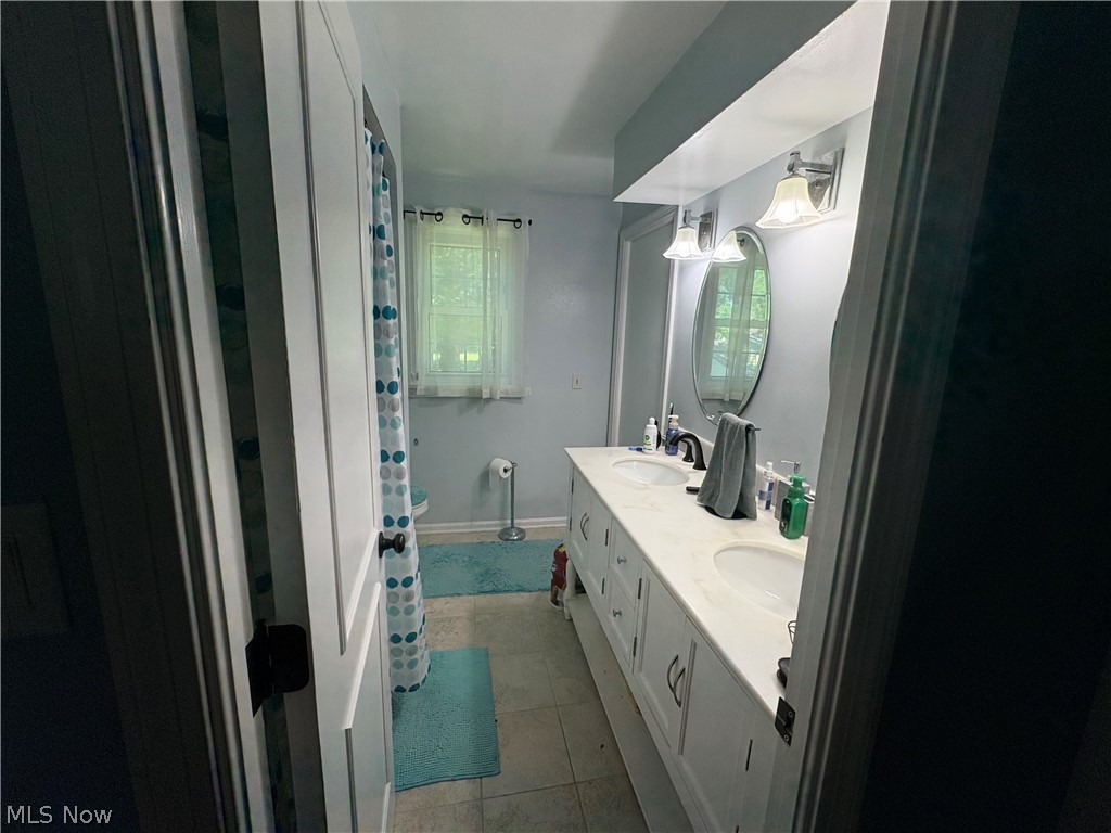 3617 Columbia Road North Olmsted OH 44070