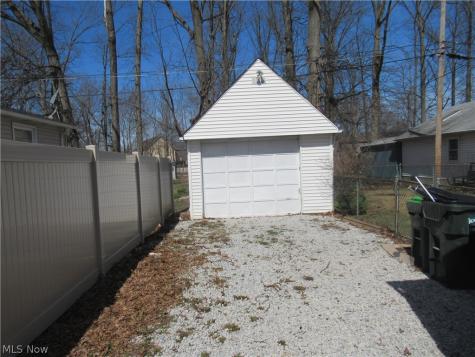 29107 Fuller Avenue Wickliffe OH 44092