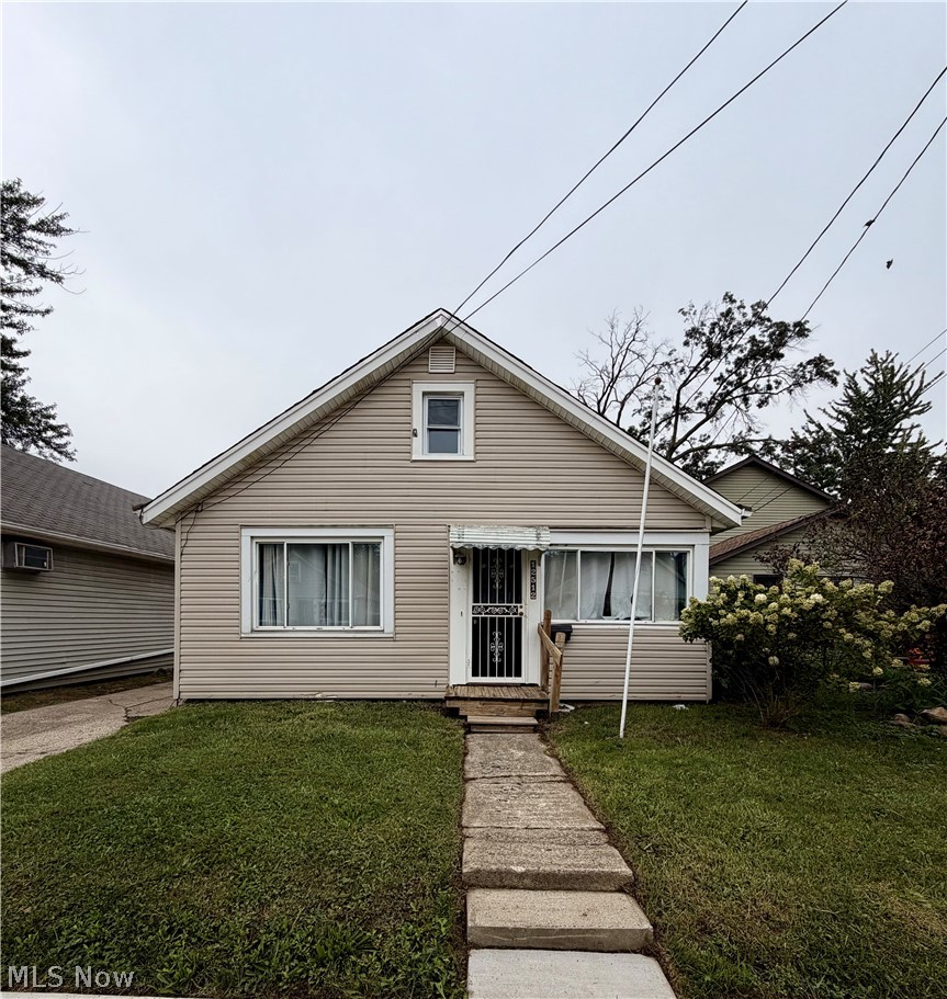 12512 Mcgowan Avenue Cleveland OH 44135