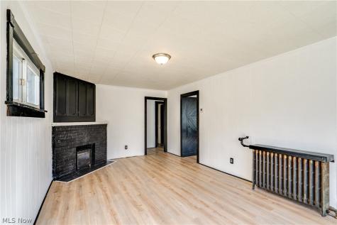 12512 Mcgowan Avenue Cleveland OH 44135