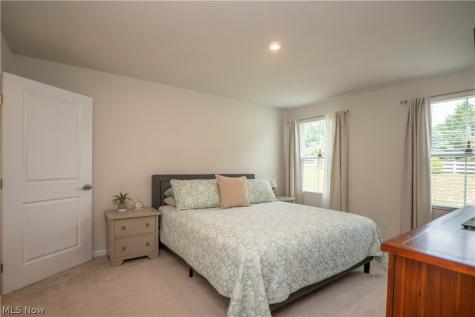 2655 Elkford Circle NE Canton OH 44721