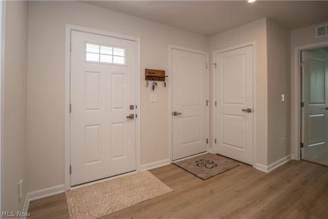 2655 Elkford Circle NE Canton OH 44721