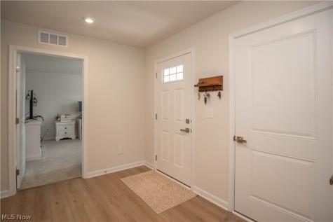 2655 Elkford Circle NE Canton OH 44721
