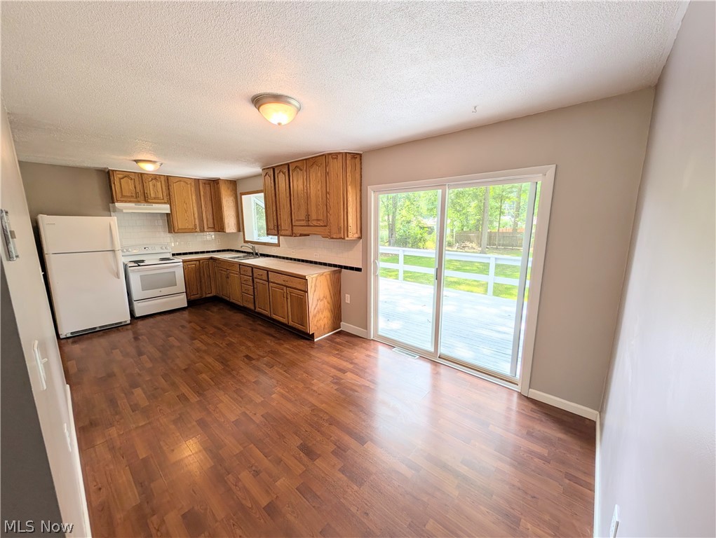 18015 Hillcrest Drive Lake Milton OH 44429