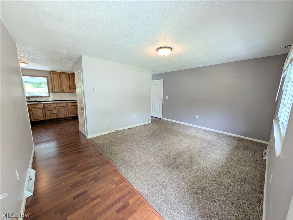 18015 Hillcrest Drive Lake Milton OH 44429