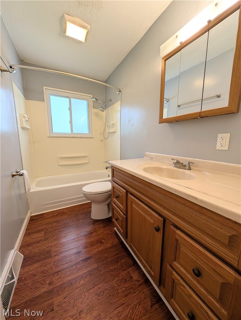 18015 Hillcrest Drive Lake Milton OH 44429