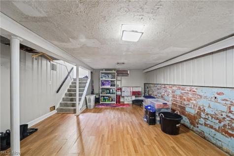 1145 Winston Road South Euclid OH 44121