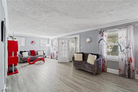 1145 Winston Road South Euclid OH 44121