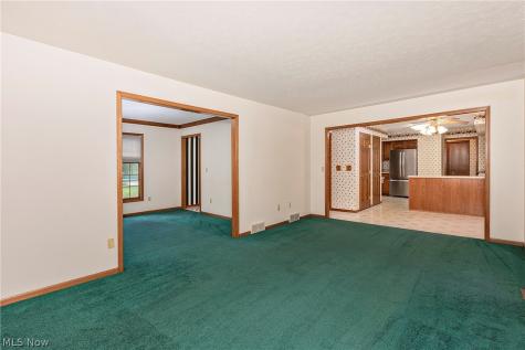 350 Branford Lane Richmond Heights OH 44143