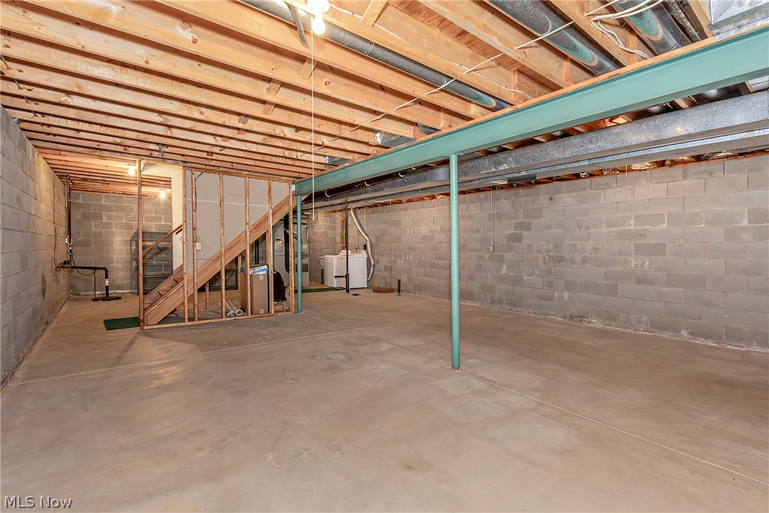 350 Branford Lane Richmond Heights OH 44143