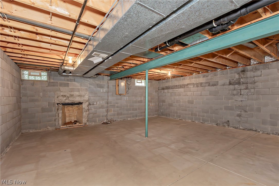 350 Branford Lane Richmond Heights OH 44143