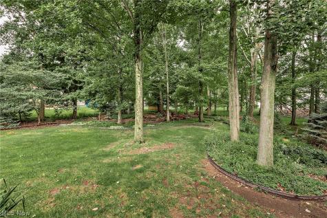 350 Branford Lane Richmond Heights OH 44143