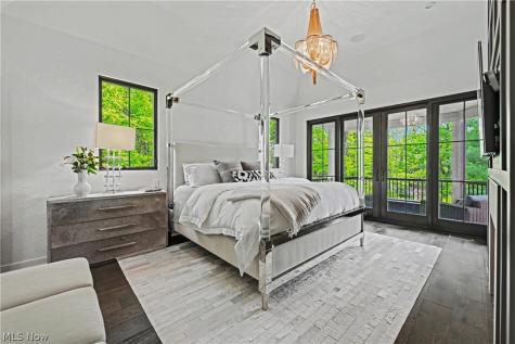 90 Lancaster Court Moreland Hills OH 44022