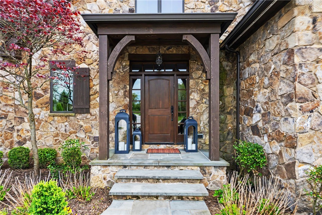 90 Lancaster Court Moreland Hills OH 44022