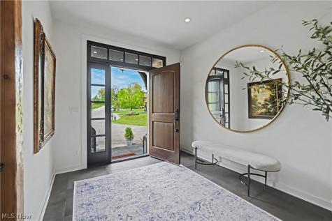 90 Lancaster Court Moreland Hills OH 44022