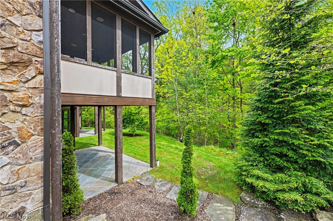 90 Lancaster Court Moreland Hills OH 44022