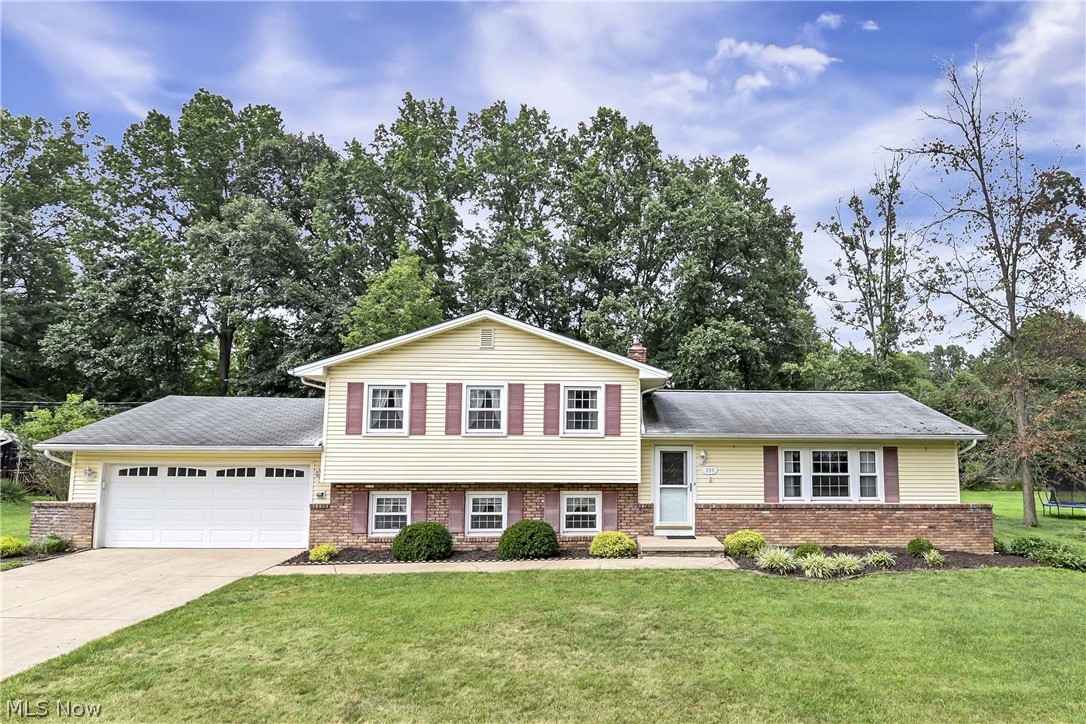 235 Kenwick Drive Northfield OH 44067