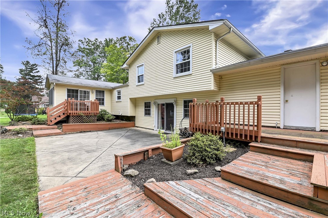 235 Kenwick Drive Northfield OH 44067