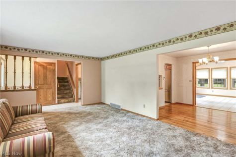235 Kenwick Drive Northfield OH 44067