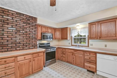 235 Kenwick Drive Northfield OH 44067