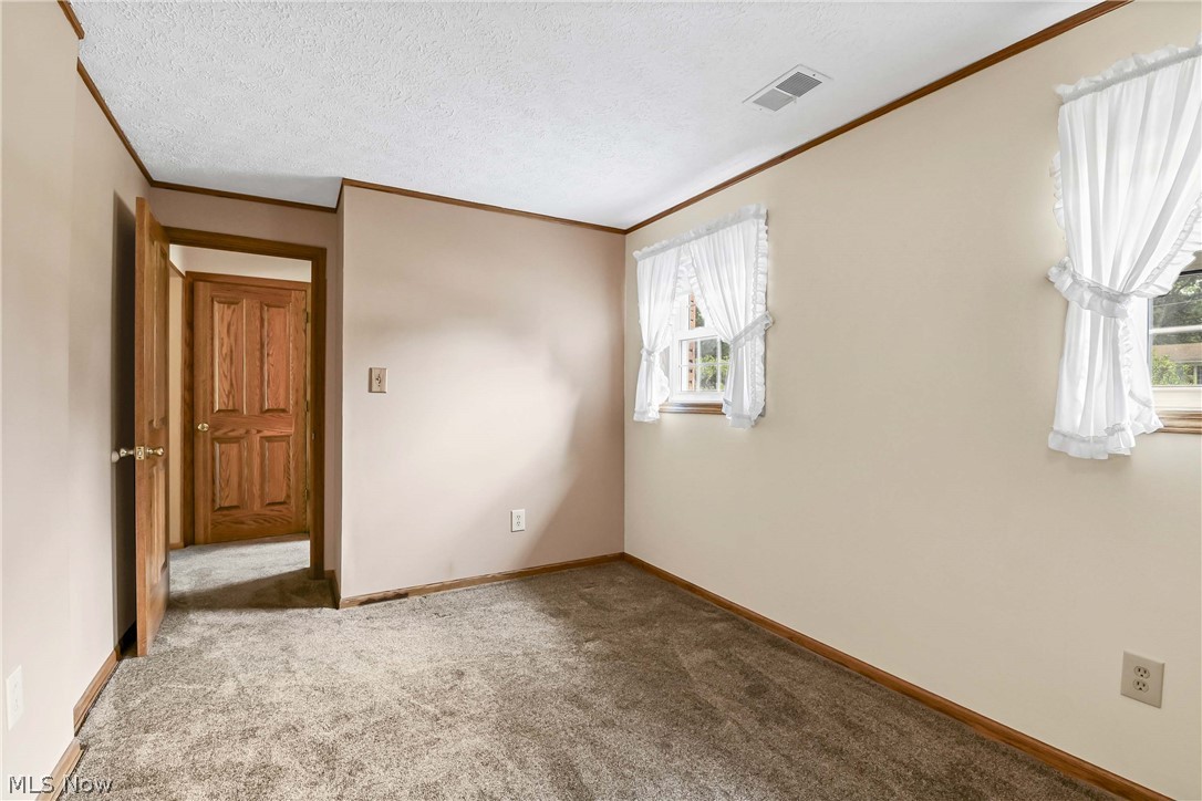 235 Kenwick Drive Northfield OH 44067