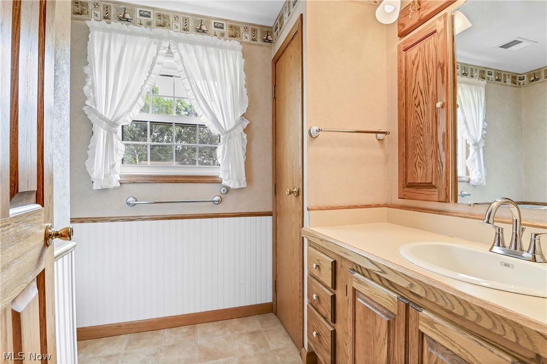 235 Kenwick Drive Northfield OH 44067