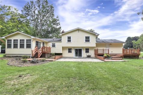235 Kenwick Drive Northfield OH 44067