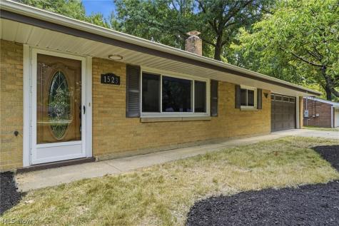 1523 Bradford Drive Macedonia OH 44056