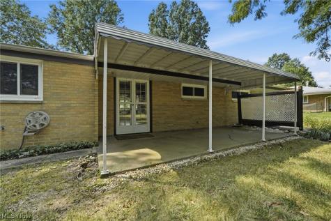 1523 Bradford Drive Macedonia OH 44056