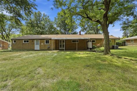 1523 Bradford Drive Macedonia OH 44056
