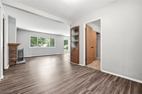 1523 Bradford Drive Macedonia OH 44056