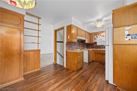617 Marguerite Avenue Cuyahoga Falls OH 44221