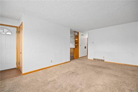 617 Marguerite Avenue Cuyahoga Falls OH 44221