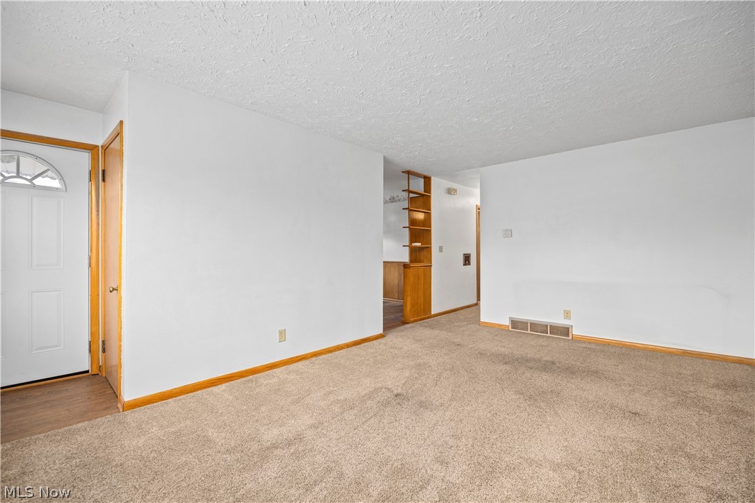 617 Marguerite Avenue Cuyahoga Falls OH 44221