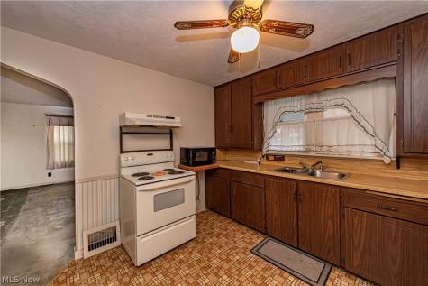 178 Overlook Avenue Wadsworth OH 44281