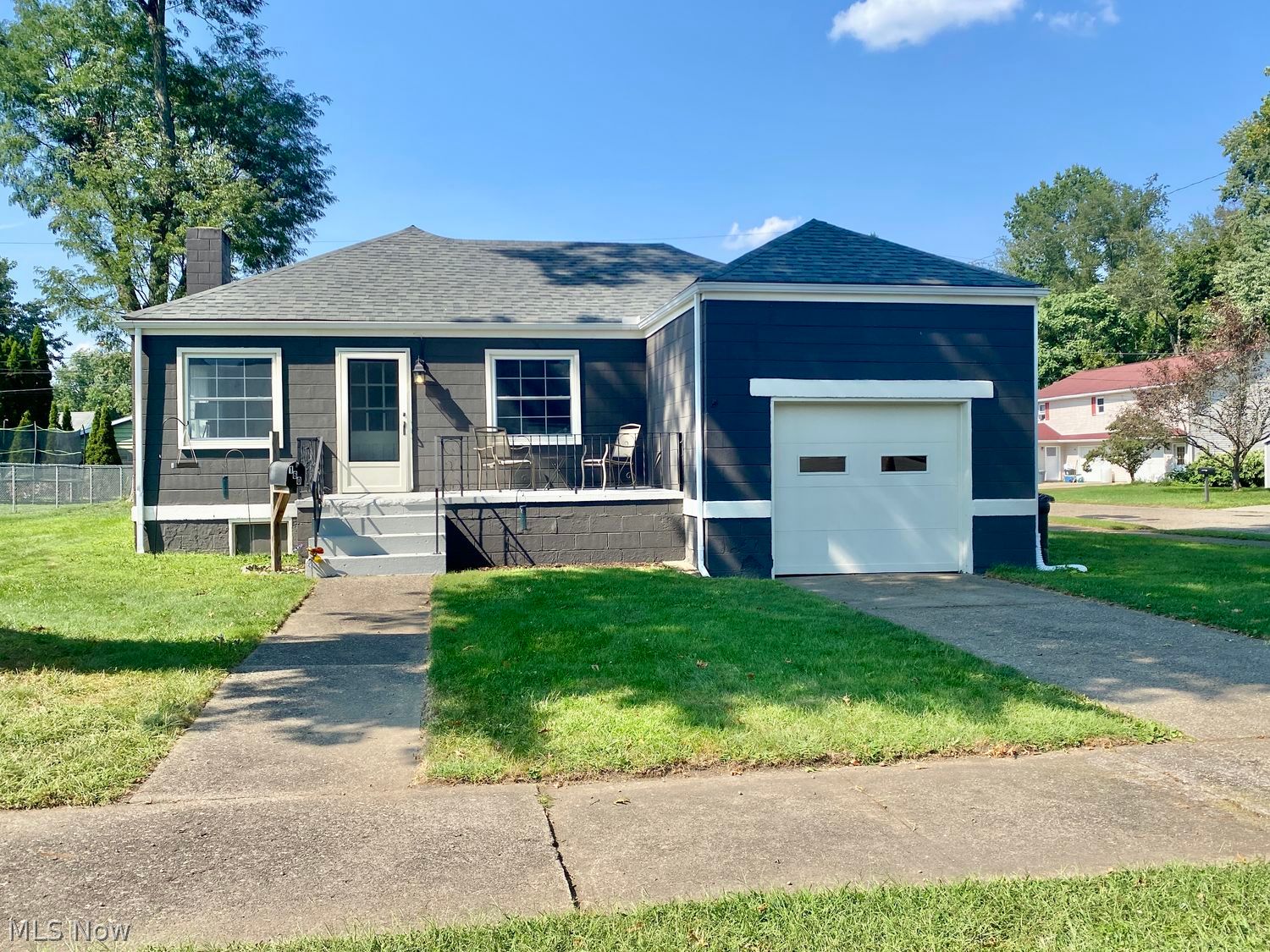 160 11th Street NE New Philadelphia OH 44663