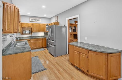 123 Harris Street Lodi OH 44254