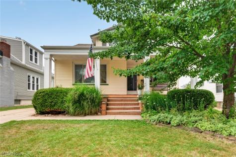 17416 Oxford Avenue Cleveland OH 44111