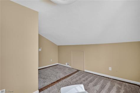 17416 Oxford Avenue Cleveland OH 44111
