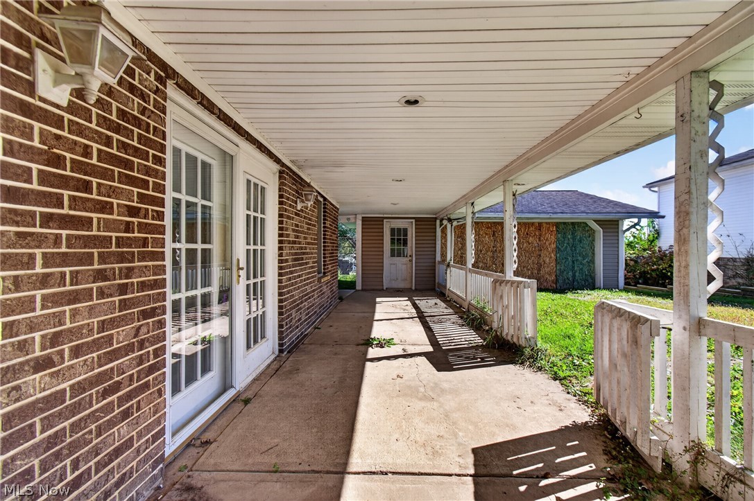 410 Mckinley Avenue NW Carrollton OH 44615